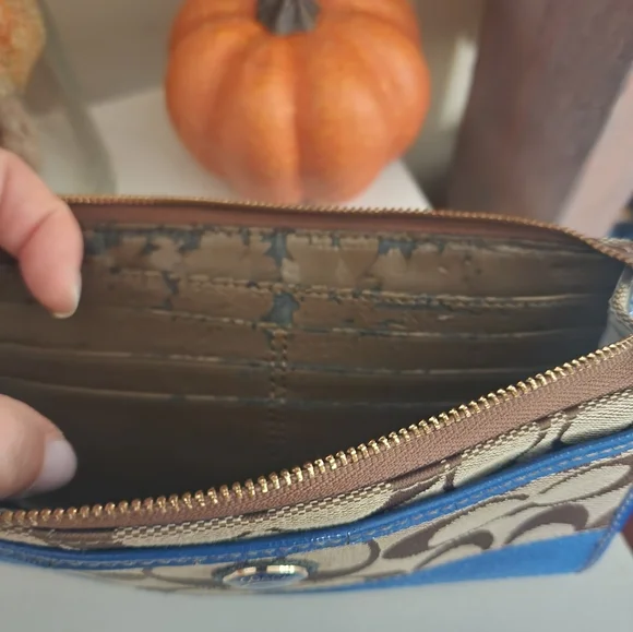 Coach Wristlet Vintage - Picture 9 of 11